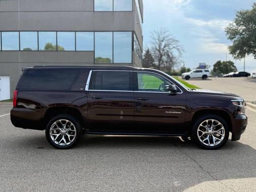2020 Chevrolet Suburban LT
