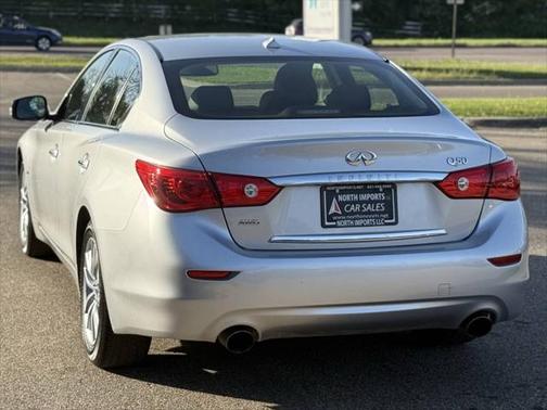 2017 INFINITI Q50 Base