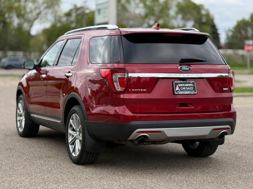 Red 2017 Ford Explorer sport