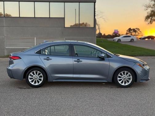 2021 Toyota Corolla XLE