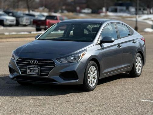 2019 Hyundai Accent SE
