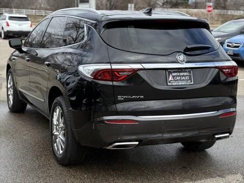 2023 Buick Enclave Essence AWD