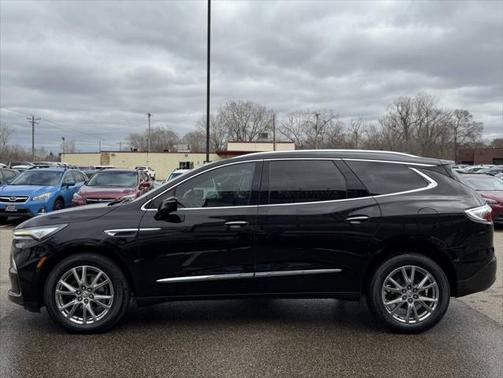 2023 Buick Enclave Essence AWD