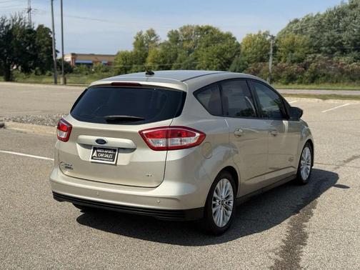 White Gold Metallic 2017 Ford C-Max Energi SE