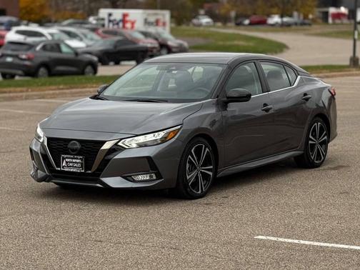 2022 Nissan Sentra SR