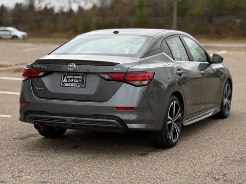 2022 Nissan Sentra SR