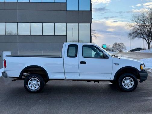 2003 Ford F-150 XL