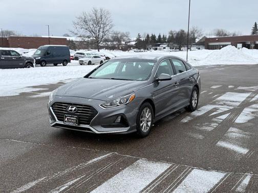 2018 Hyundai SONATA SE