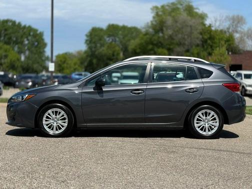 Magnetite Gray Metallic 2018 Subaru Impreza 2.0i Premium