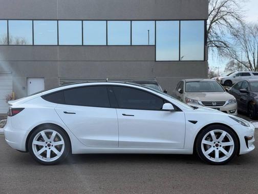 2020 Tesla Model 3 Long Range