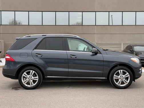 2015 Mercedes-Benz M-Class 4MATIC