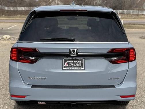 2024 Honda Odyssey Sport
