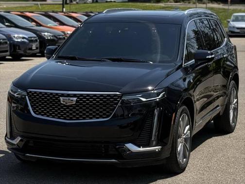 2022 Cadillac XT6 Premium Luxury AWD