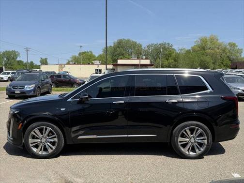 2022 Cadillac XT6 Premium Luxury AWD