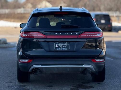 2015 Lincoln MKC Base