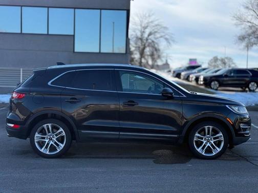 2015 Lincoln MKC Base