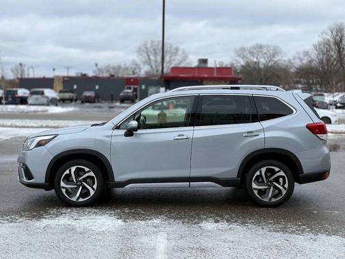 2022 Subaru Forester Touring