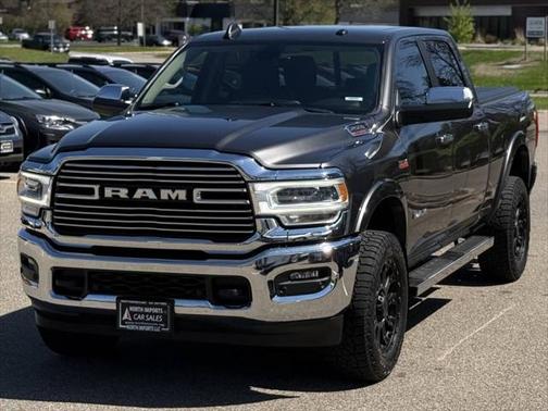 2019 RAM 2500 Laramie Crew Cab 4x4 6'4' Box