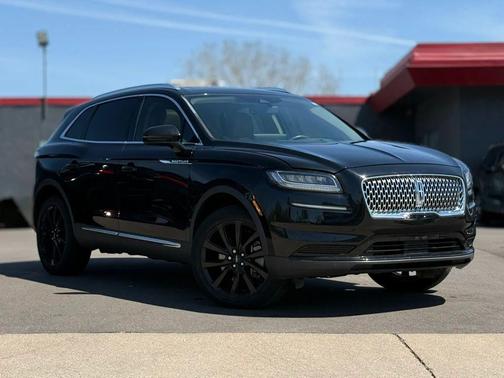 Infinite Black 2021 Lincoln Nautilus Reserve