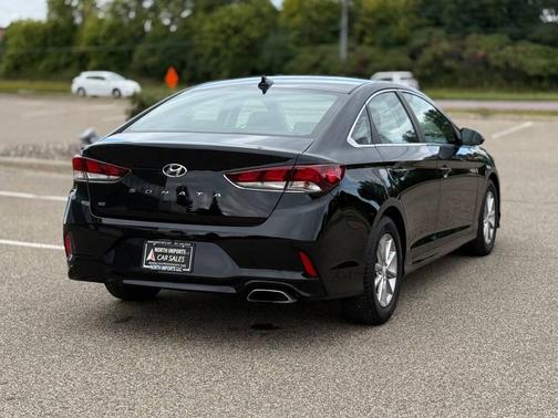 2018 Hyundai SONATA SE