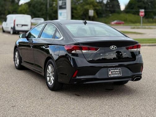 2018 Hyundai SONATA SE
