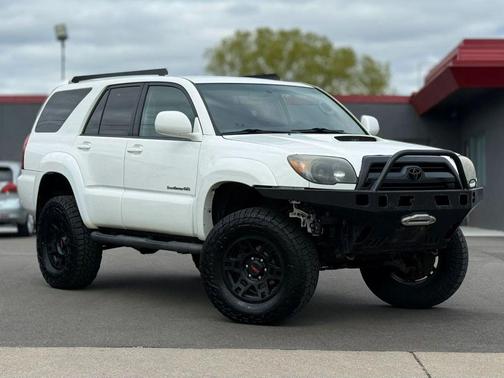 Natural White 2007 Toyota 4Runner Sport V8