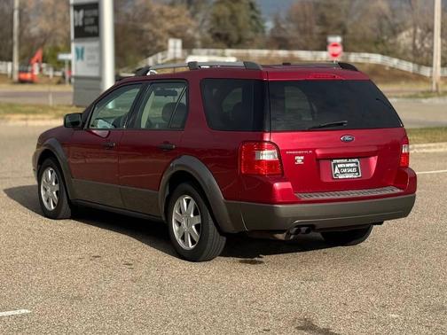 2005 Ford Freestyle SE