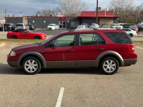 2005 Ford Freestyle SE
