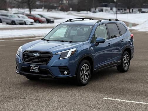 2022 Subaru Forester Premium