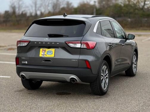 2021 Ford Escape SEL