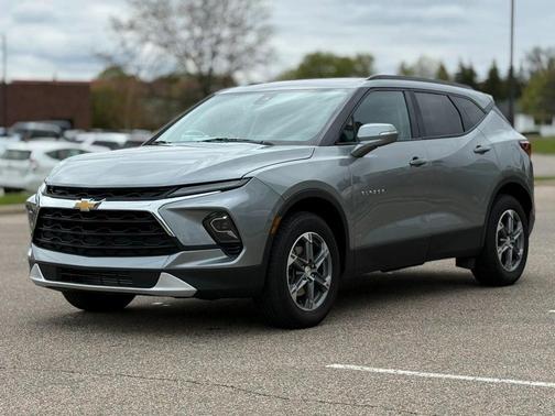 Sterling Gray Metallic 2023 Chevrolet Blazer 3LT