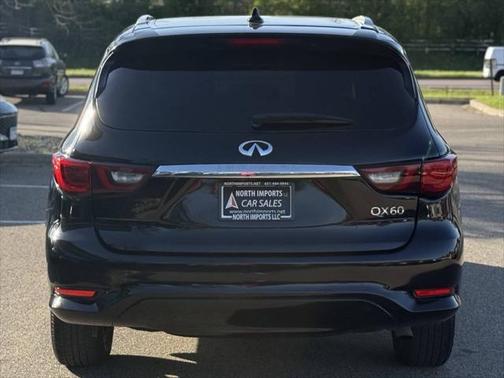 2016 INFINITI QX60 Base