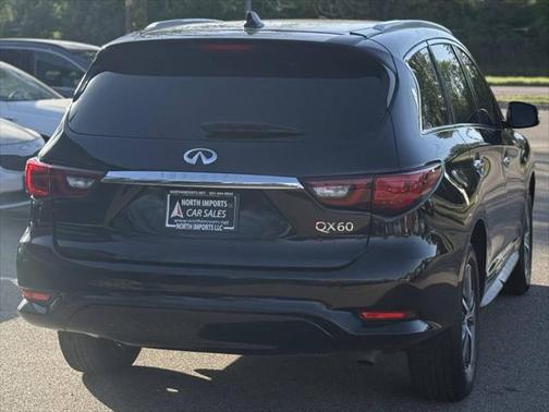 2016 INFINITI QX60 Base