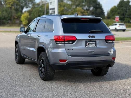 2019 Jeep Grand Cherokee Laredo