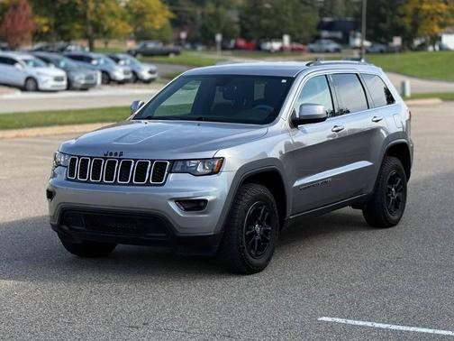 2019 Jeep Grand Cherokee Laredo