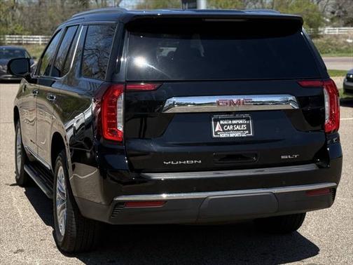 2022 GMC Yukon SLT
