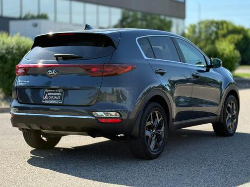 Pacific Blue 2022 Kia Sportage LX