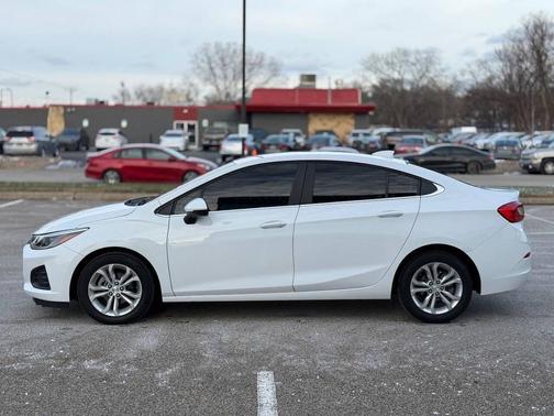 2019 Chevrolet Cruze LT