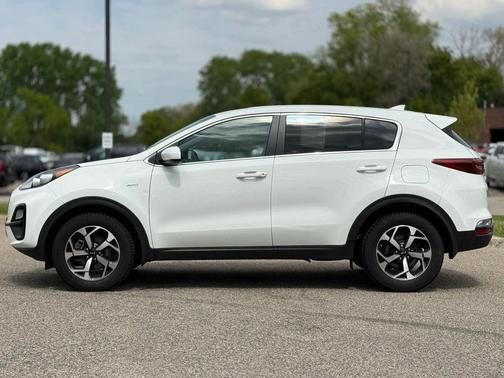 Clear White 2020 Kia Sportage LX