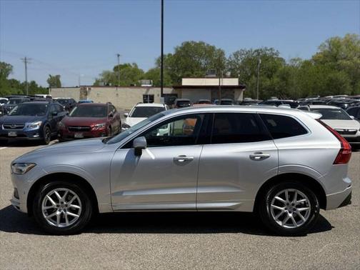 2019 Volvo XC60 T5 Momentum