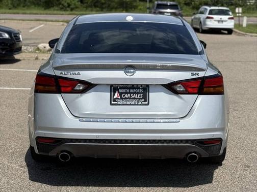 2021 Nissan Altima SR FWD