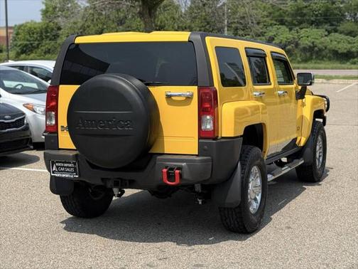 2006 Hummer H3 Base