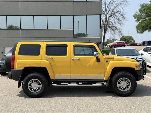 2006 Hummer H3 Base