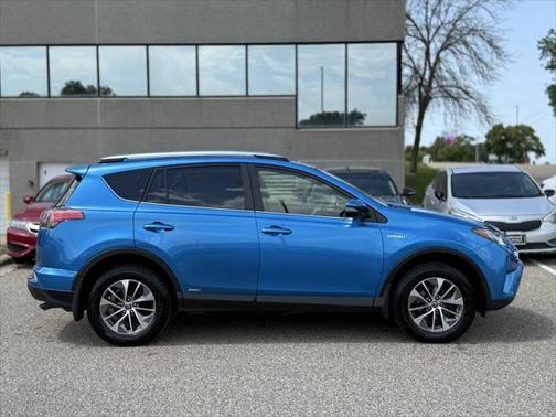 2018 Toyota RAV4 Hybrid XLE