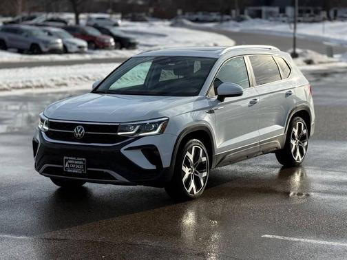 2023 Volkswagen Taos 1.5T SEL