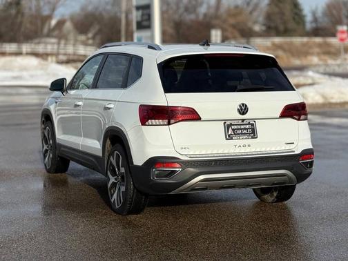 2023 Volkswagen Taos 1.5T SEL