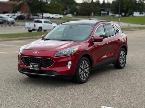 2020 Ford Escape Titanium