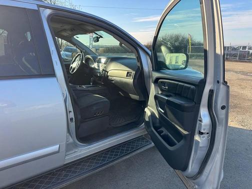 2015 Nissan Armada Platinum