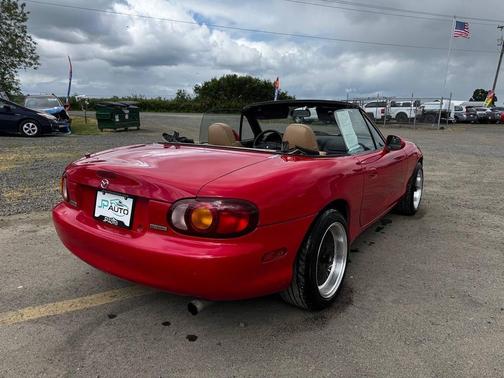 Classic Red 1999 Mazda MX-5 Miata Leather Pkg