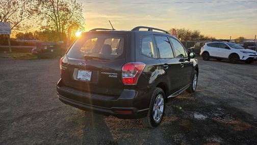Dark Gray Metallic 2015 Subaru Forester 2.5i